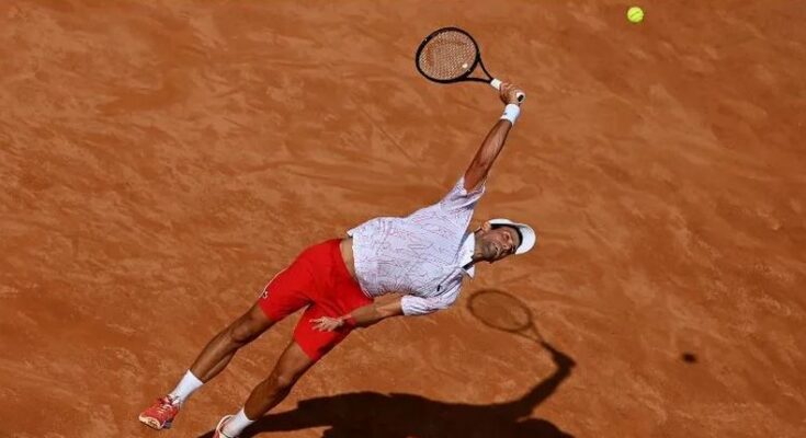 Djokovic avanza a cuartos en Roma