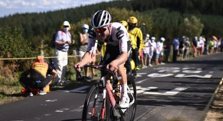 El novato Hirschi se lleva la etapa más larga del Tour de Francia