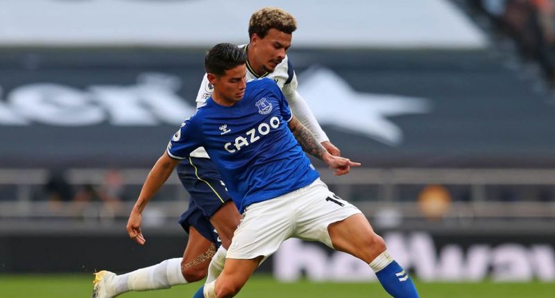 James Rodríguez brilla en su debut con el Everton