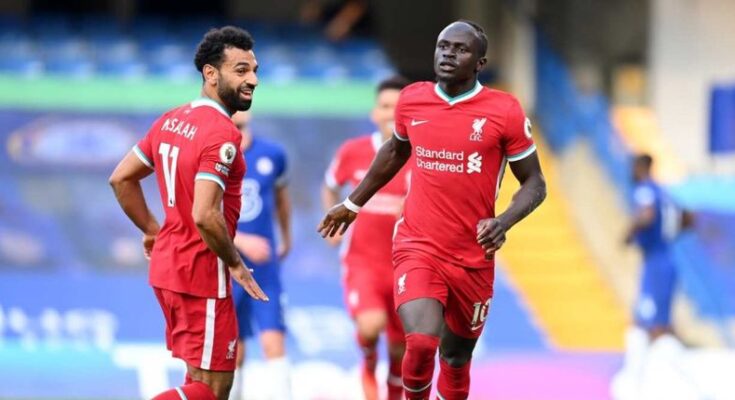 Liverpool doblega al Chelsea con doblete de Sadio Mané