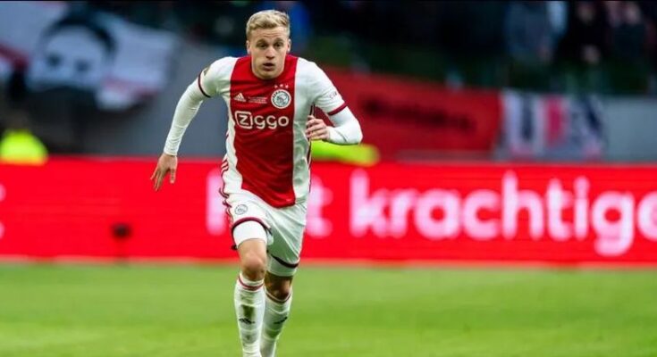 Manchester United ficha a Donny van de Beek