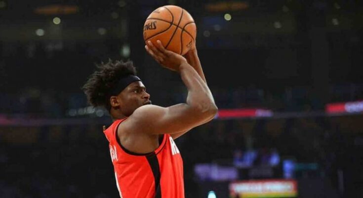 NBA expulsa de su complejo a jugador de los Rockets