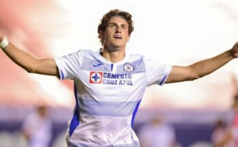 Santiago Giménez es la novedad en convocatoria del Tri