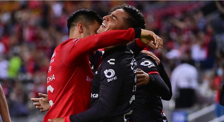 Zorros y Diablos dan un paso adelante en cuartos de final de Liguilla