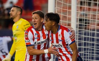 Con milagrosa victoria, Atlético de SL quita el invicto a Puebla, 2-1