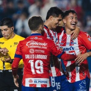 Atlético de SL, en su fortín, goleó a Santos, 3-1.