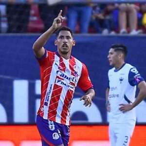 Ahora Rayados se rinde ante Atlético de SL, cae 1-0