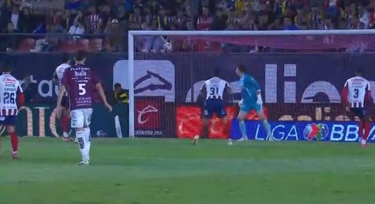 Atlético de SL tropieza, se tambalea rumbo al play in